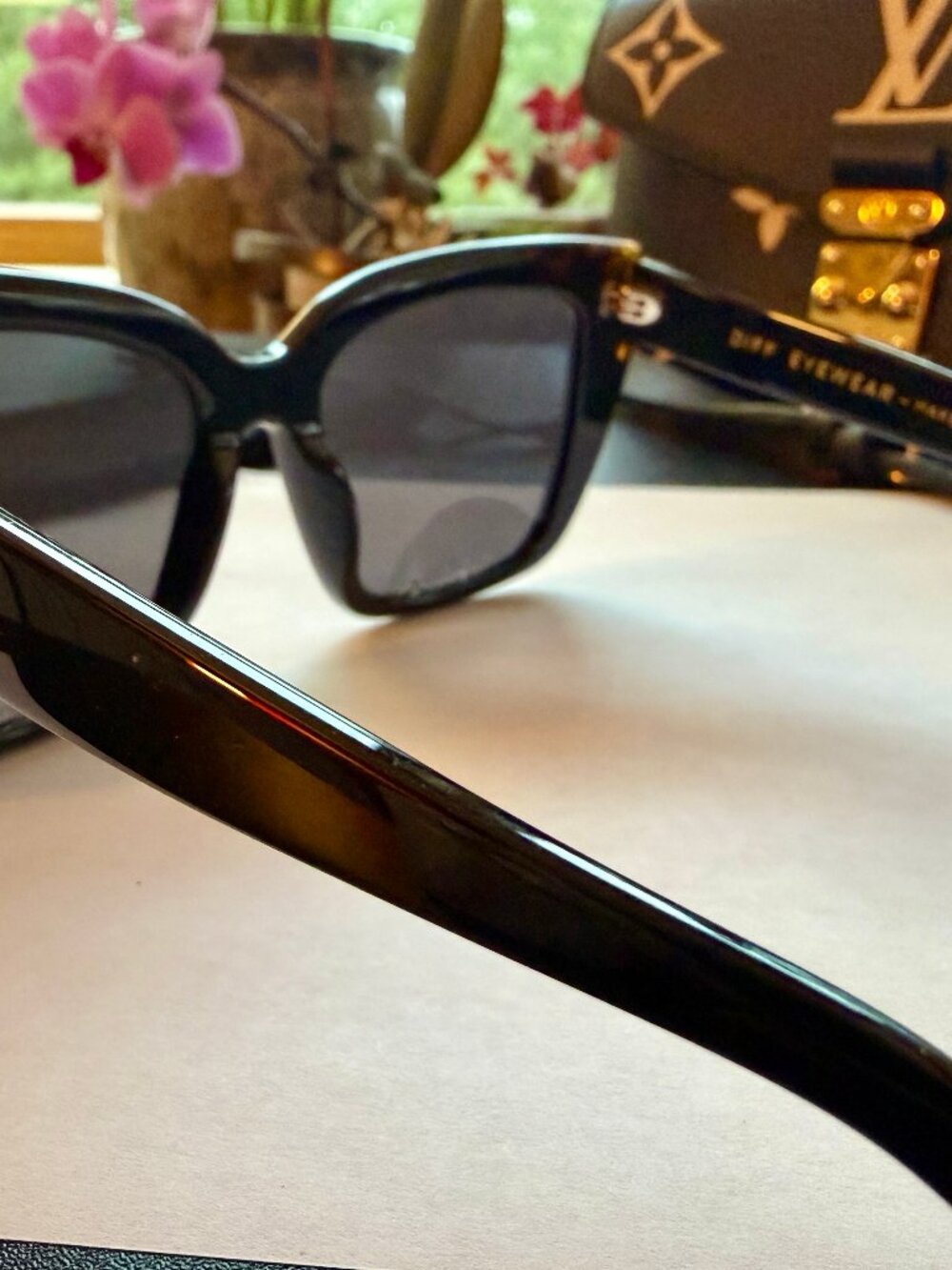DIFF Lizzy Sunglasses - Picture 13 of 13